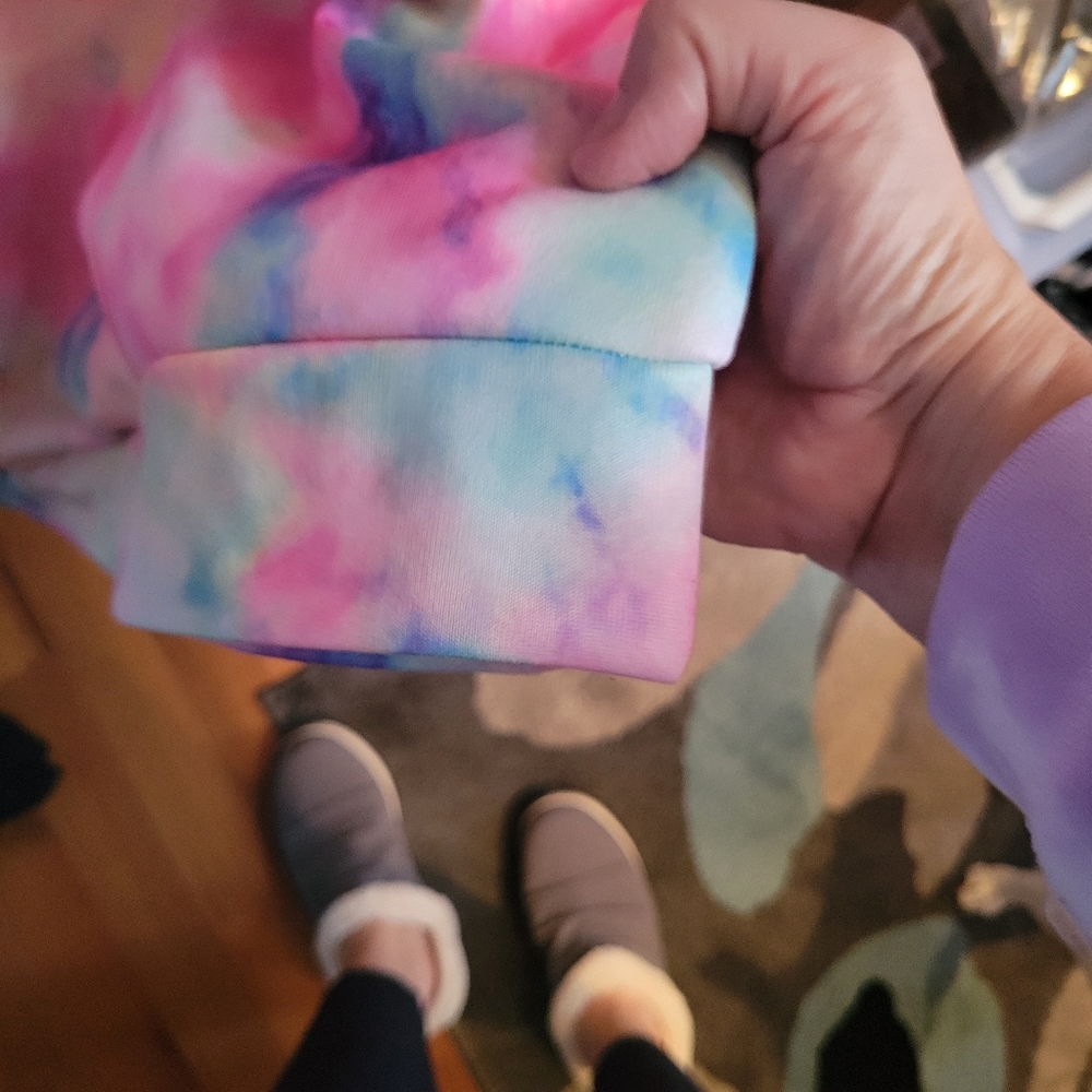 3/$12 No name sweatshirt 3xl- COLORFUL - Picture 4 of 4